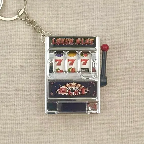 Y2k 2000s vintage style keychain - Picture 5 of 13